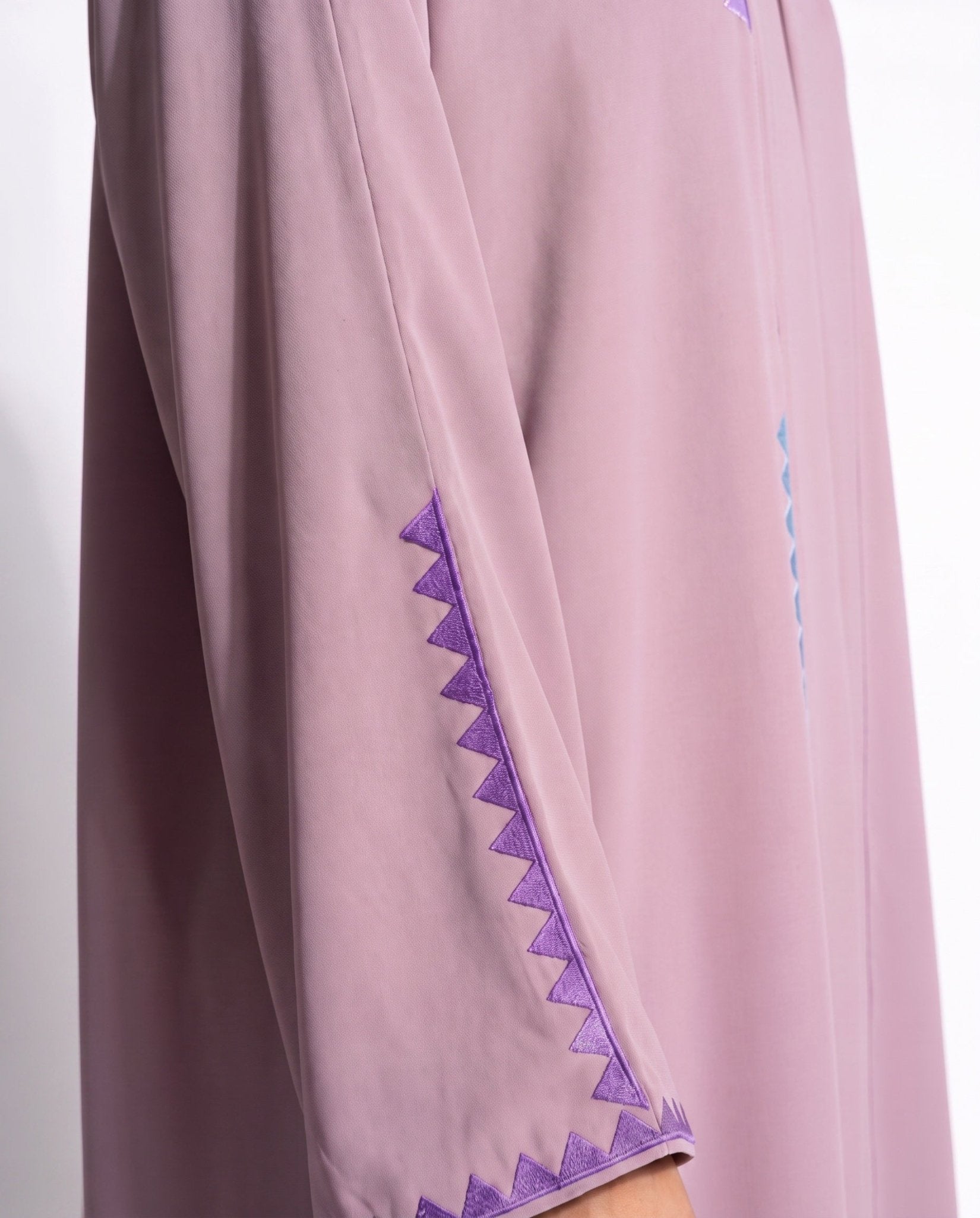 SS26 C N29 – Abaya – Product image 5