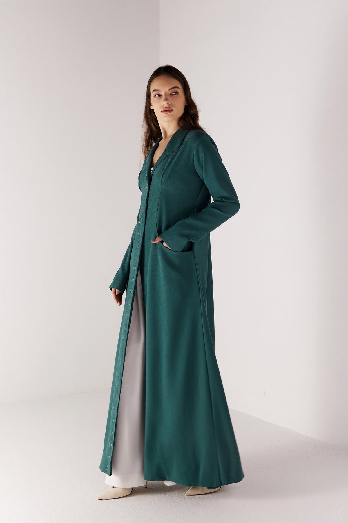 DOME - GR ABAYA - MIRA Y MANO