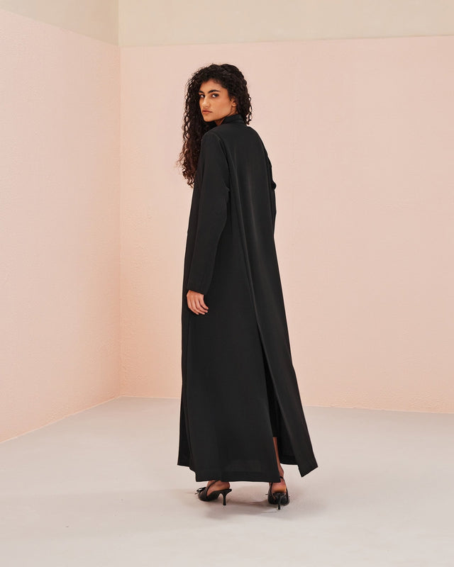 SS - 24 - BLK - AB - 7 - ESR ABAYA - MEDD - MIRA Y MANO