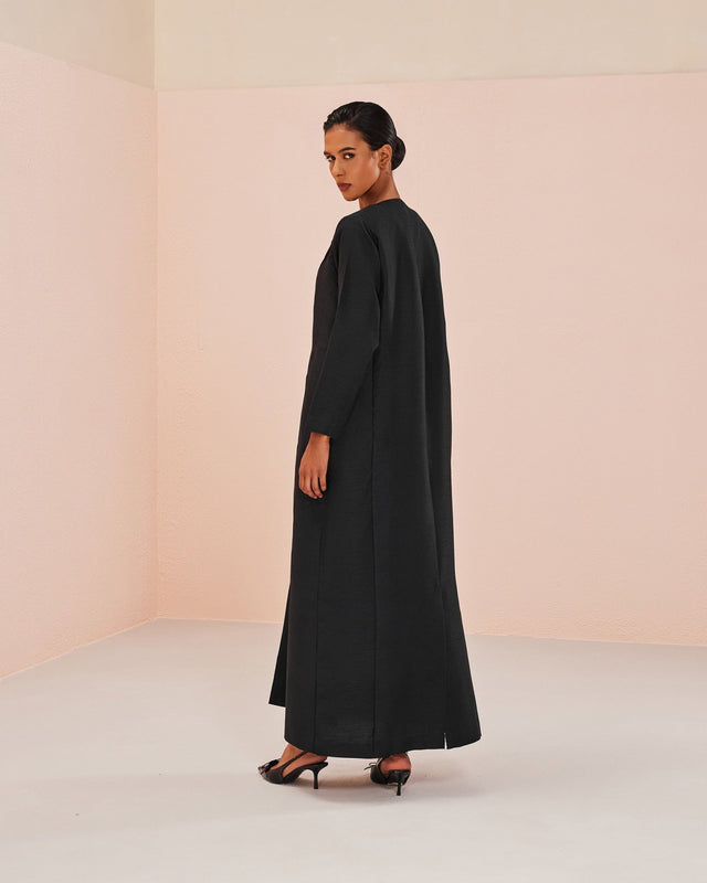 SS - 24 - BLK - AB - 8 - SMA ABAYA - MEDD - MIRA Y MANO