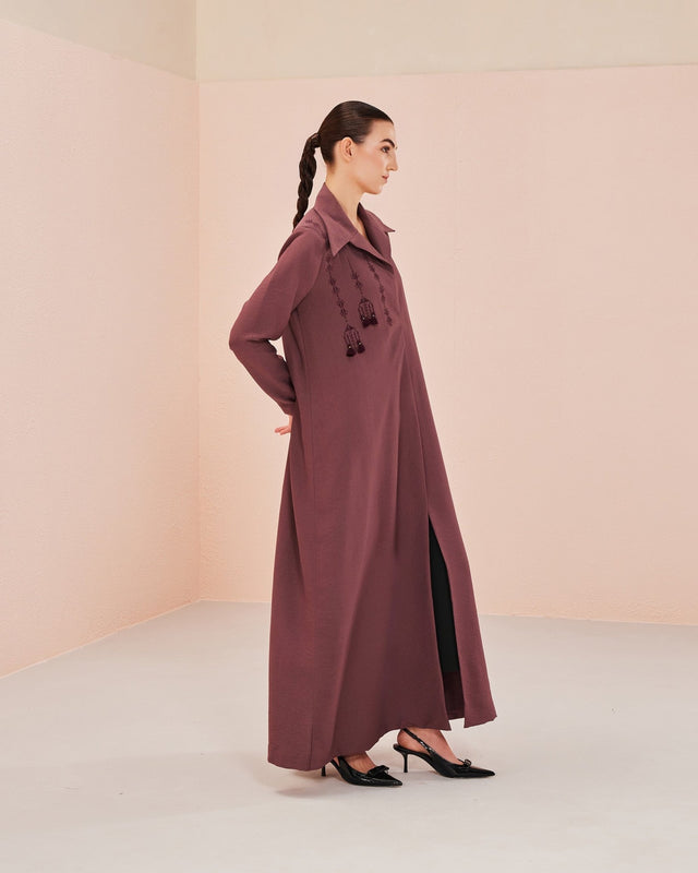 SS - 24 - PUR - AB - 18 - SHA ABAYA - MEDD - MIRA Y MANO