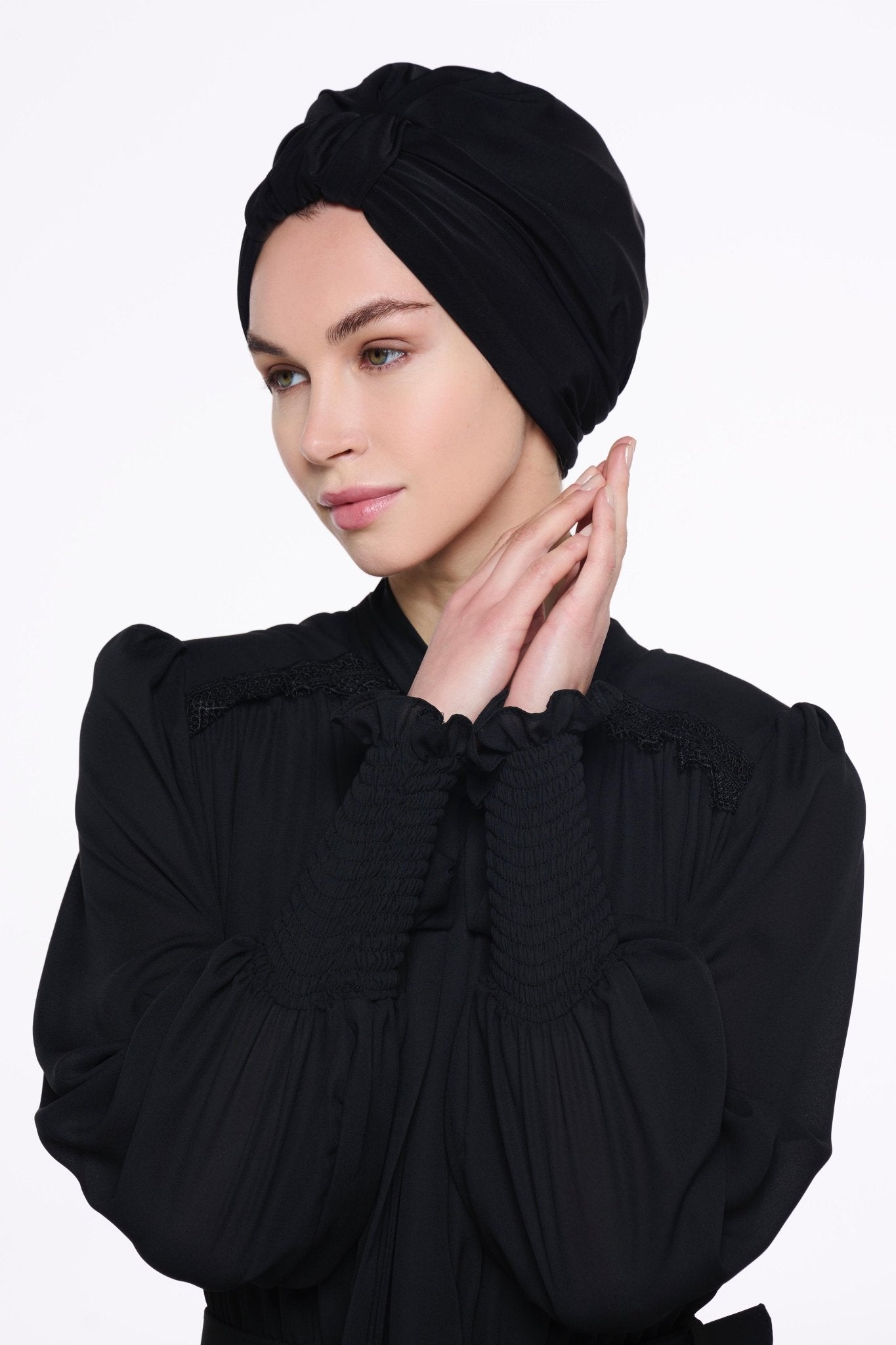 MH03 - 0017 - BK TURBAN HAT - MIHA - MIRA Y MANO