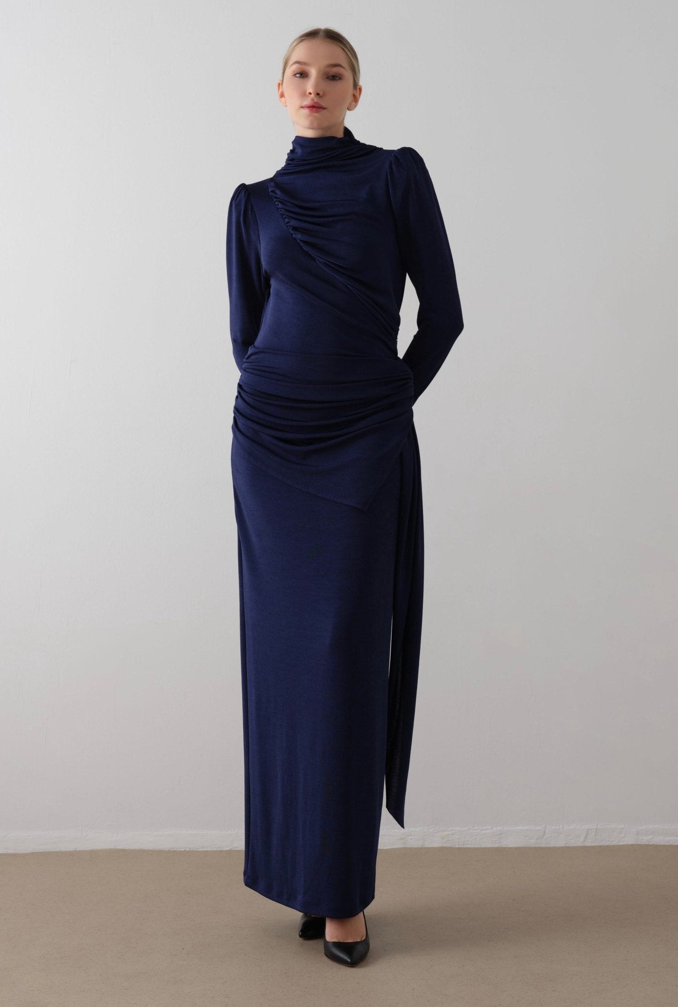 MH06 - 420 BL DRESS - MIHA - MIRA Y MANO