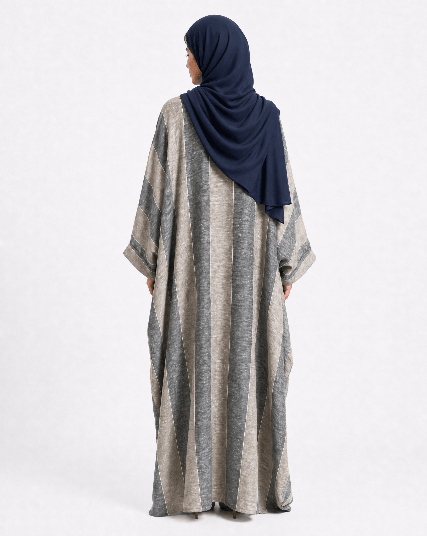 MISK107 ABAYA - MISK - MIRA Y MANO