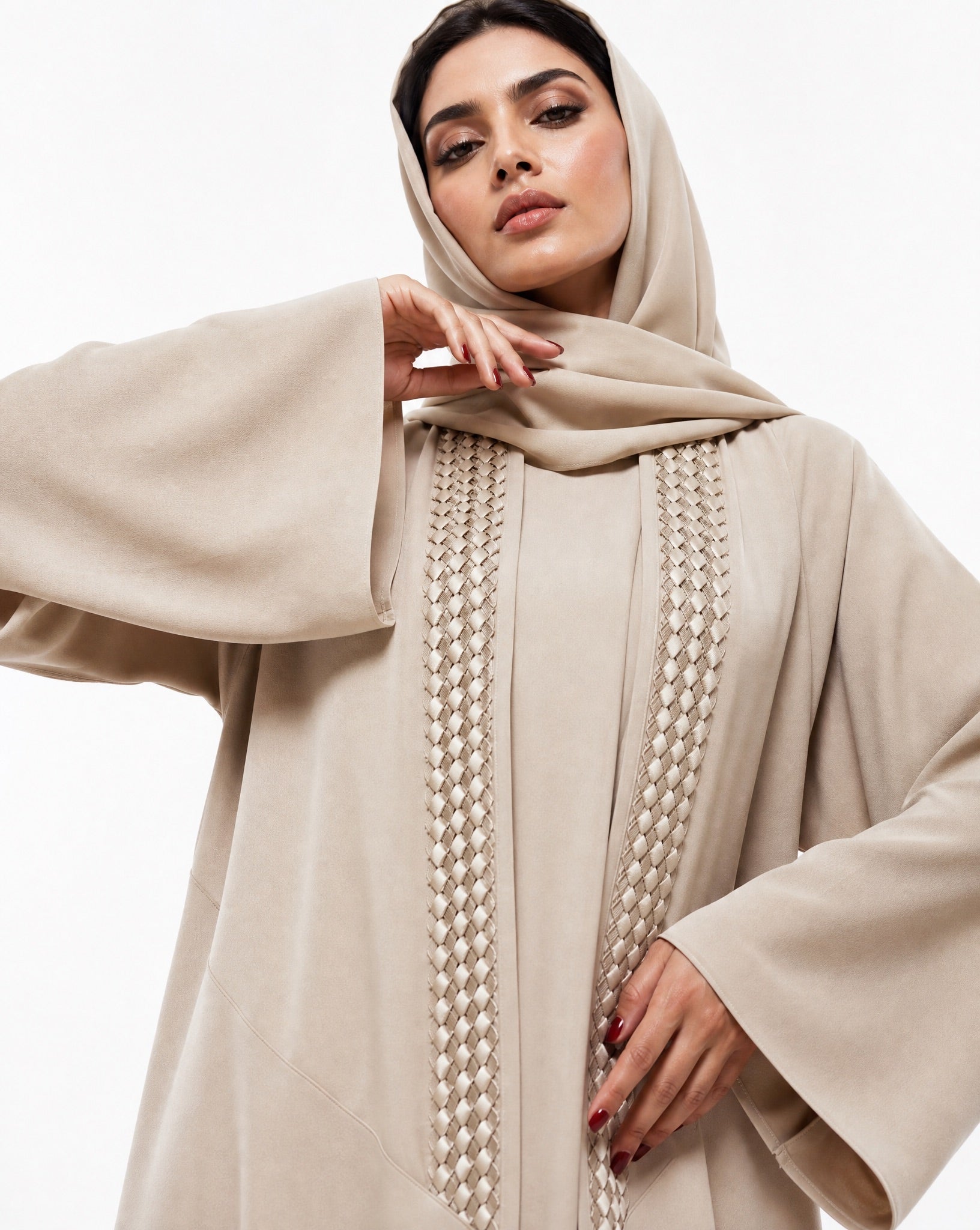 ATHEELA-BE Beige Crepe Abaya - MODISH - MIRA Y MANO