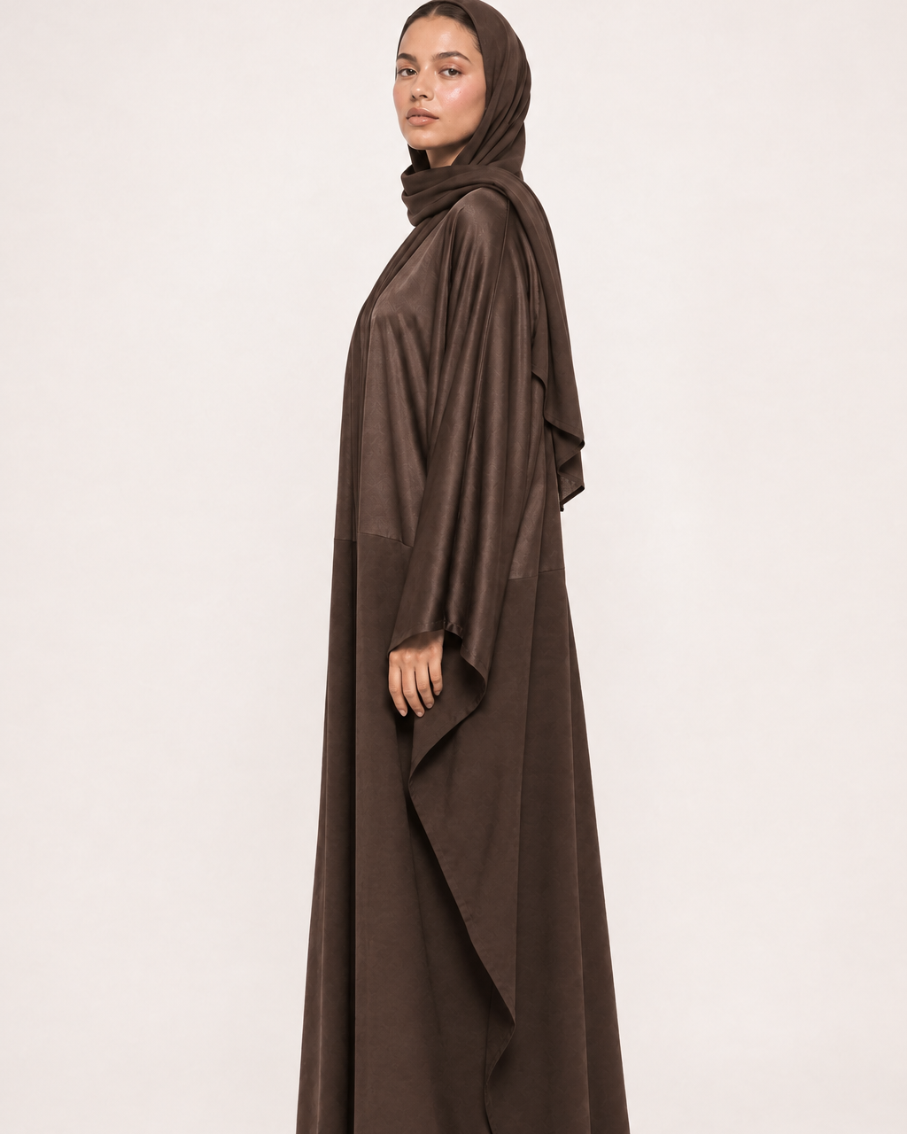 AURA - CHO ABAYA - MODISH - MIRA Y MANO