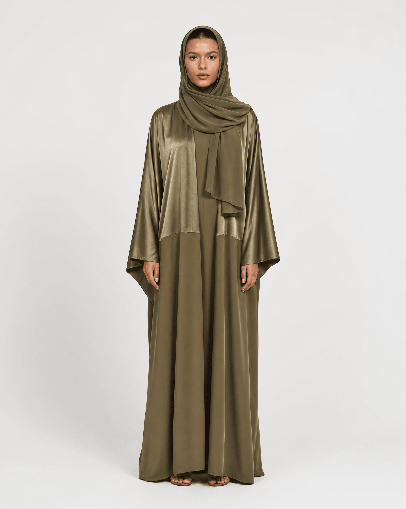 AURA NO ABAYA - MODISH - MIRA Y MANO