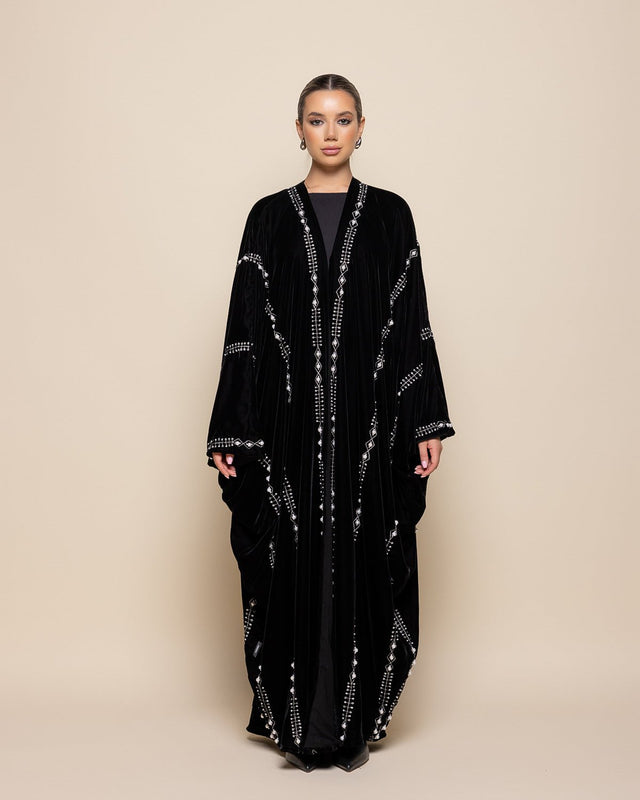 BSHT LULU - BK ABAYA - MODISH - MIRA Y MANO