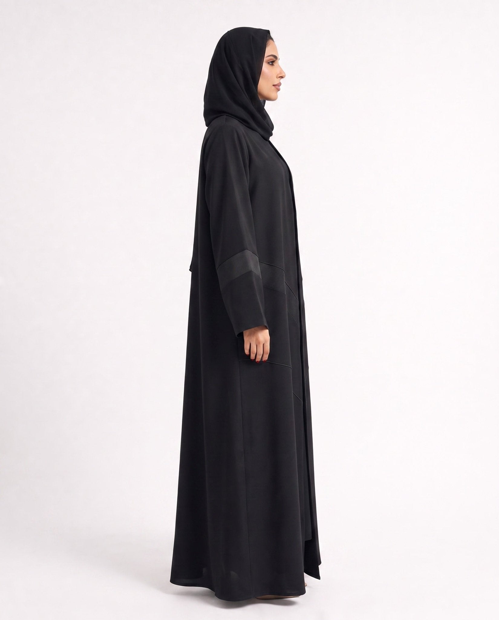CHEVRON-BK - Black Crepe Abaya - MODISH - MIRA Y MANO