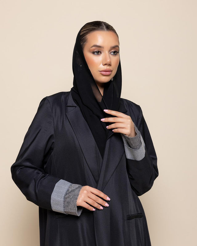 CONSTAN HAND - BK ABAYA - MODISH - MIRA Y MANO