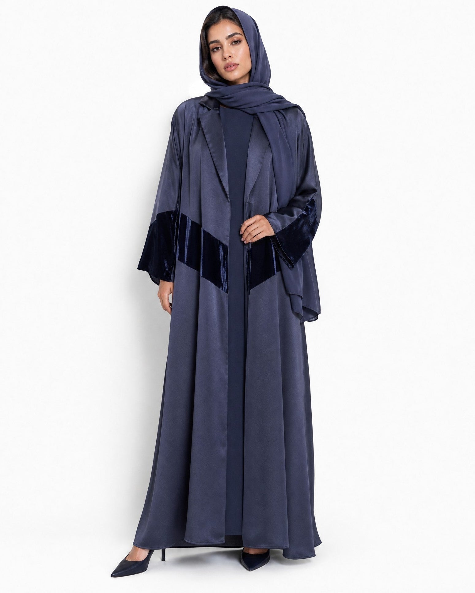 THREE SHD-COAT-BL ABAYA - MODISH - MIRA Y MANO