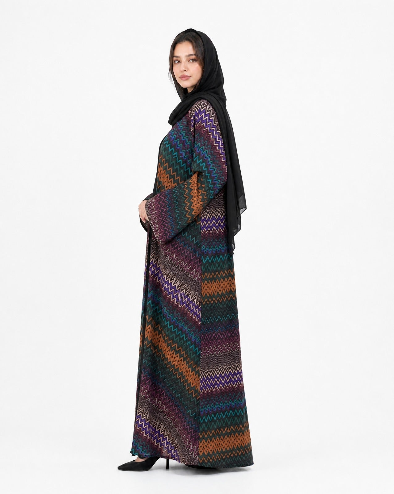 Z PATTERN-C ABAYA - MODISH - MIRA Y MANO