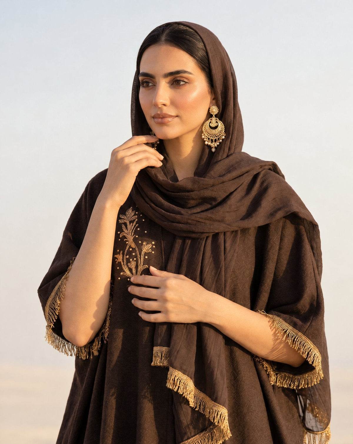 SIRBSHTCBN ABAYA - MIRA Y MANO