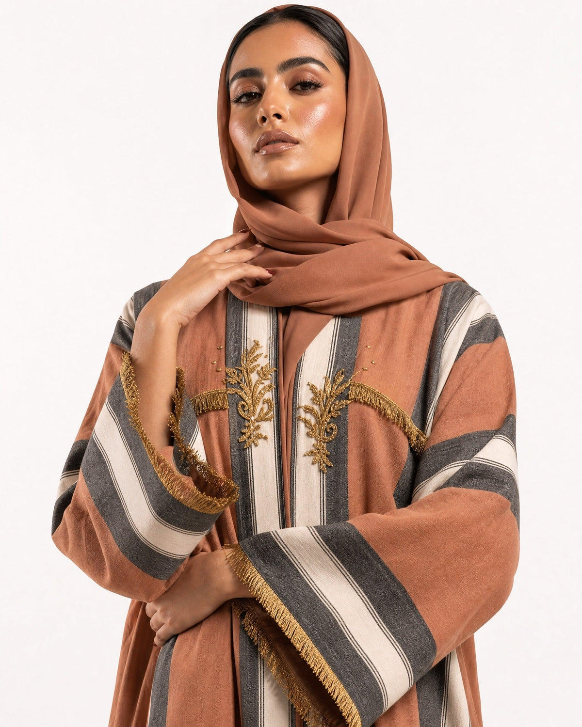 SIRKFT SIRMA – Copper Linen Abaya – Product image 3