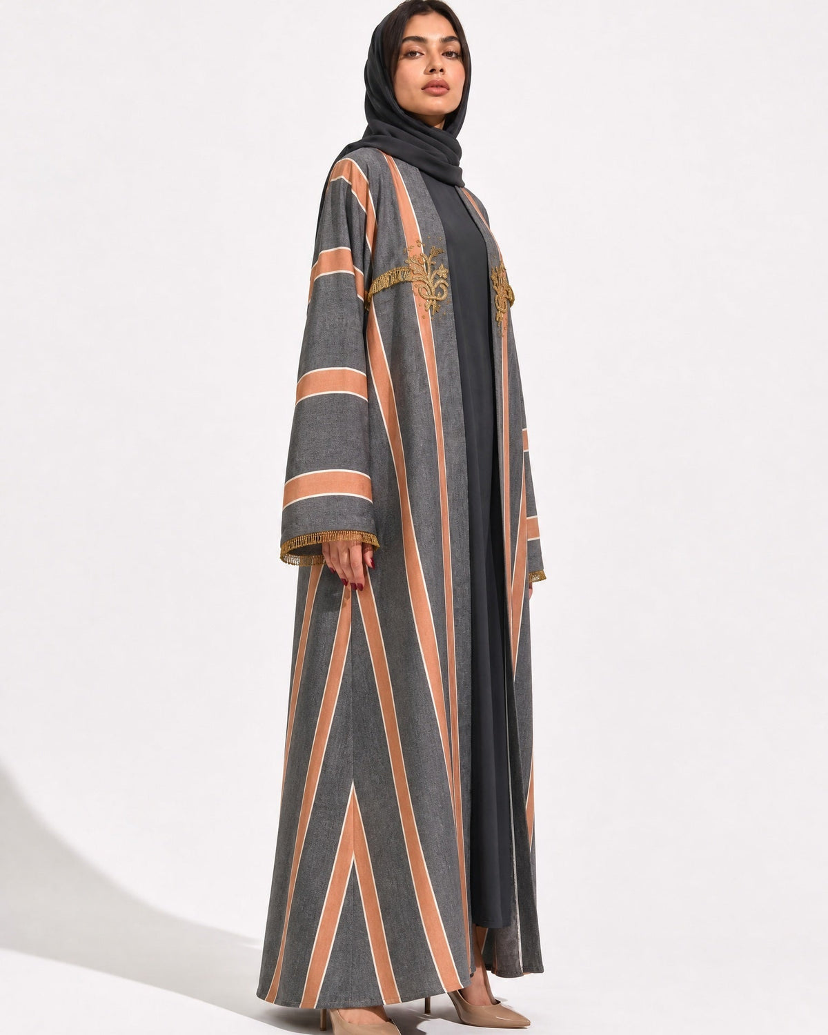 SIRKFT SIRMA – Grey Linen Abaya – Product image 2