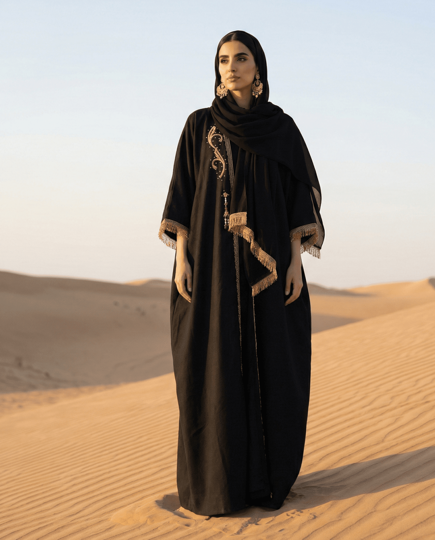 SIRMIDBSPCT - BK - A ABAYA - MOJA MAJKA - MIRA Y MANO