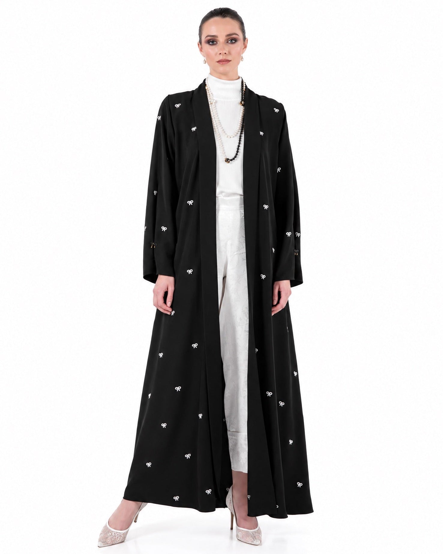 SM2641-Black Crepe Abaya - MOONLIGHT CONCEPT - MIRA Y MANO