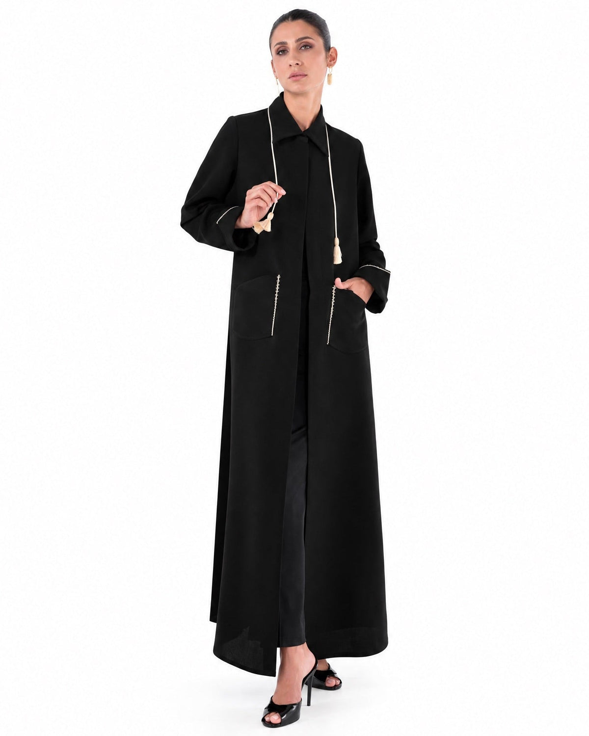 SM2653-Black Crepe Abaya - MOONLIGHT CONCEPT - MIRA Y MANO