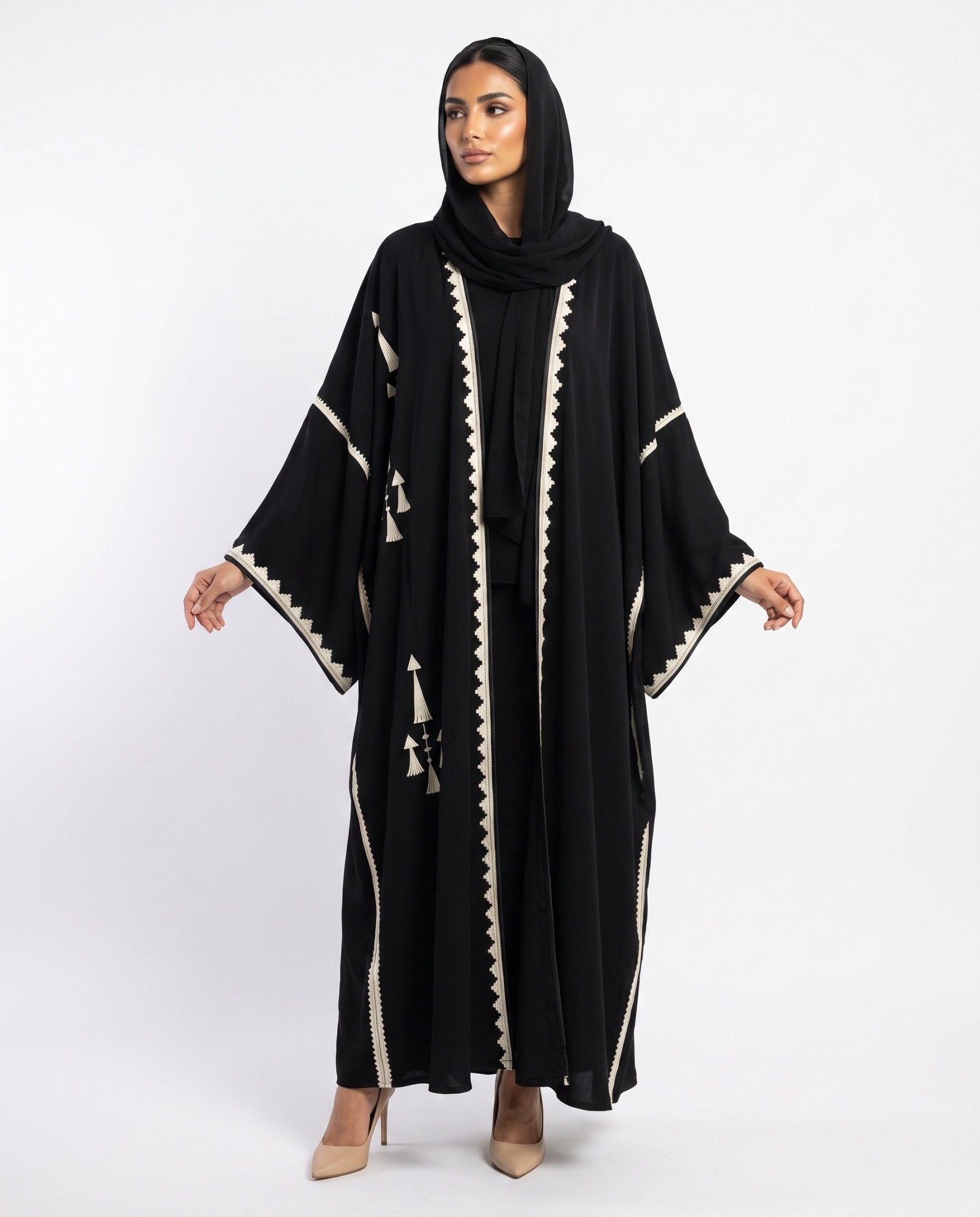 Central Region Inspired Abaya - MRAISHA - MIRA Y MANO