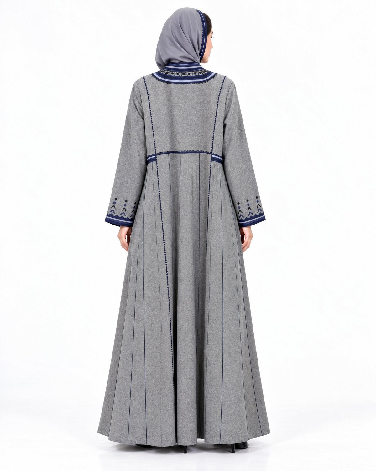 Classic A Embroidered - Gray Wool Abaya - MIRA Y MANO