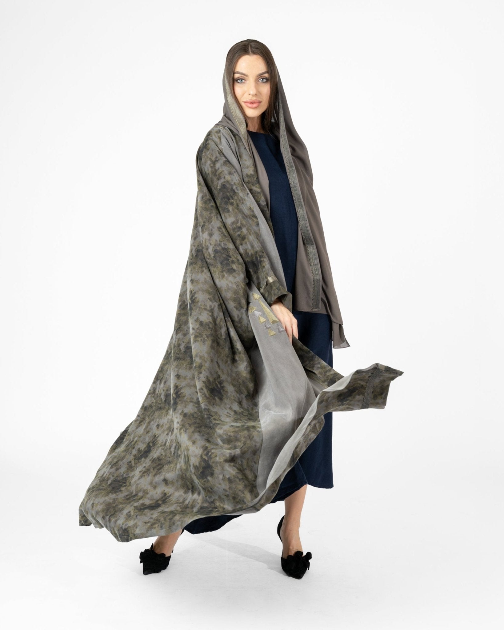MRAAS2603 - Gray Washed Silk Abaya - MRAISHA - MIRA Y MANO