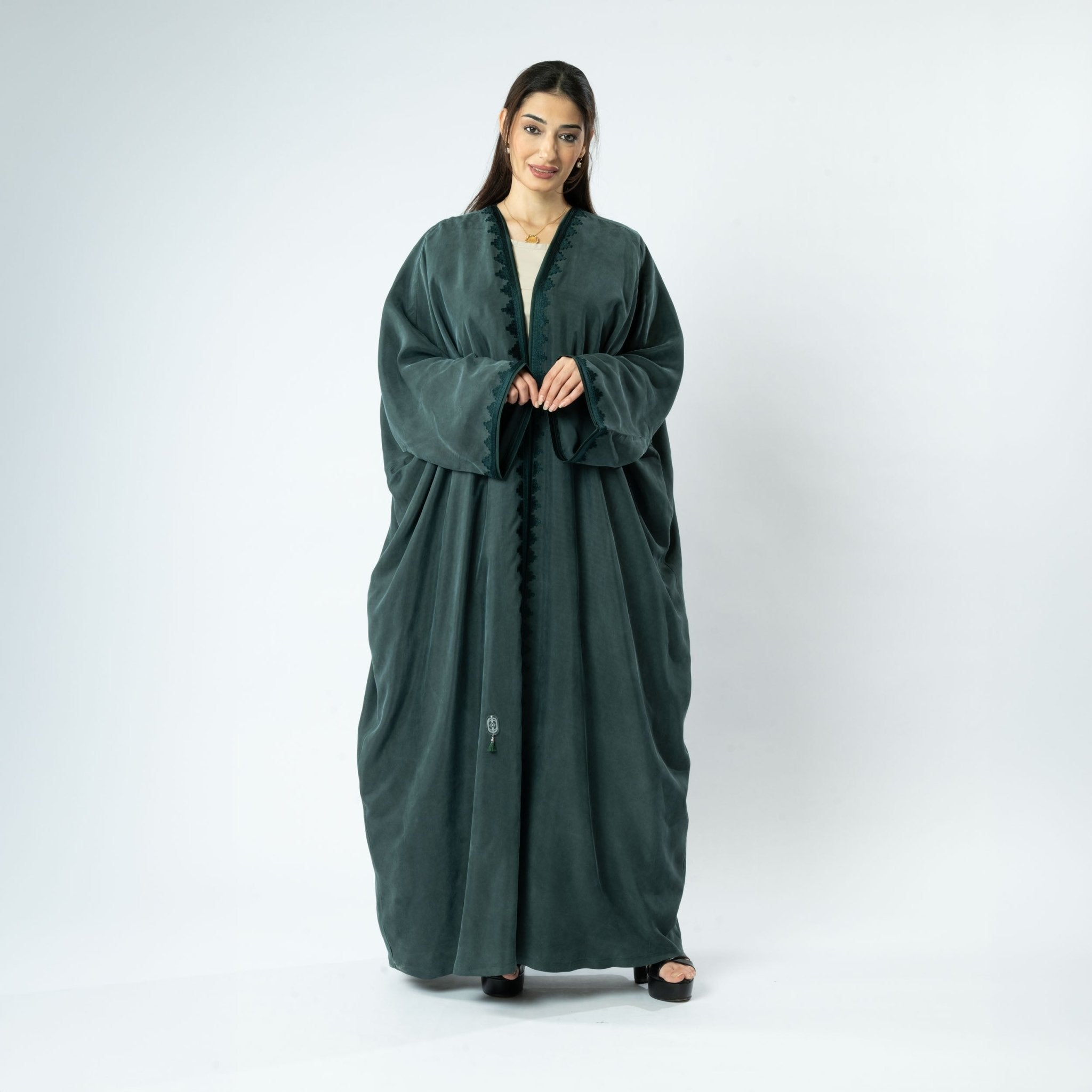 MRAAS2604 ABAYA - MRAISHA - MIRA Y MANO