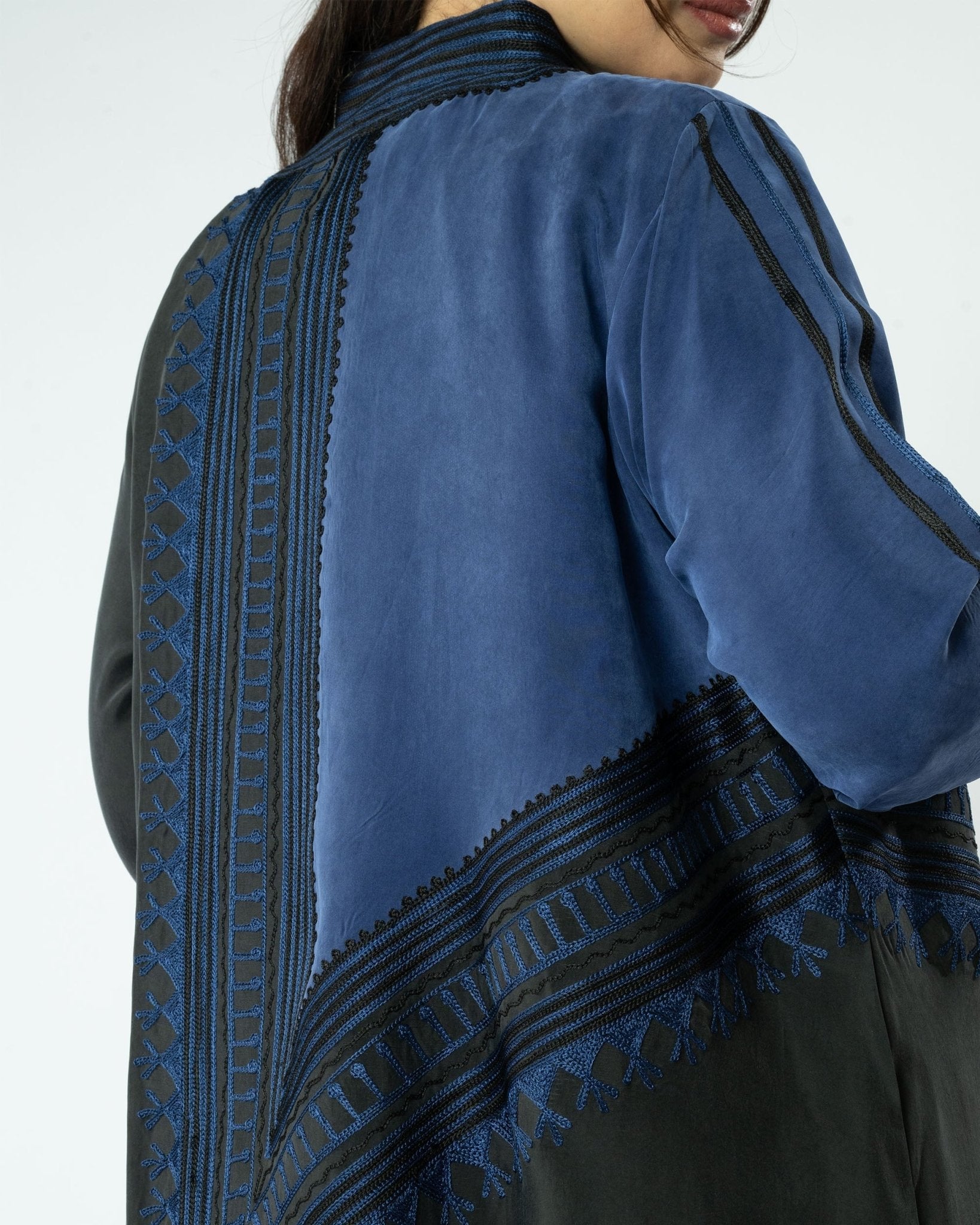 MRAAS2606 ABAYA - MRAISHA - MIRA Y MANO