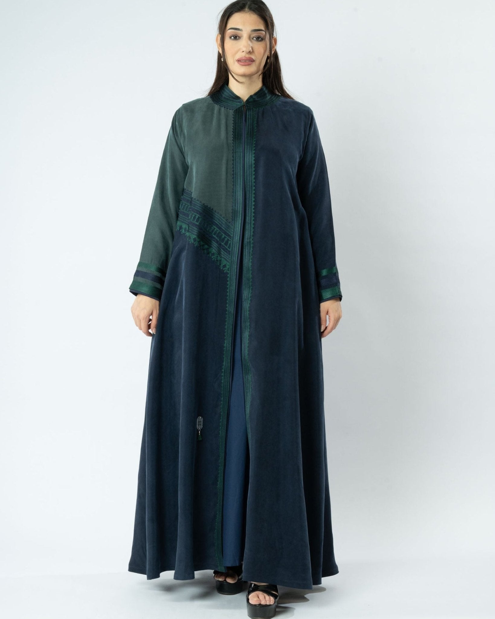 MRAAS2608 ABAYA - MRAISHA - MIRA Y MANO