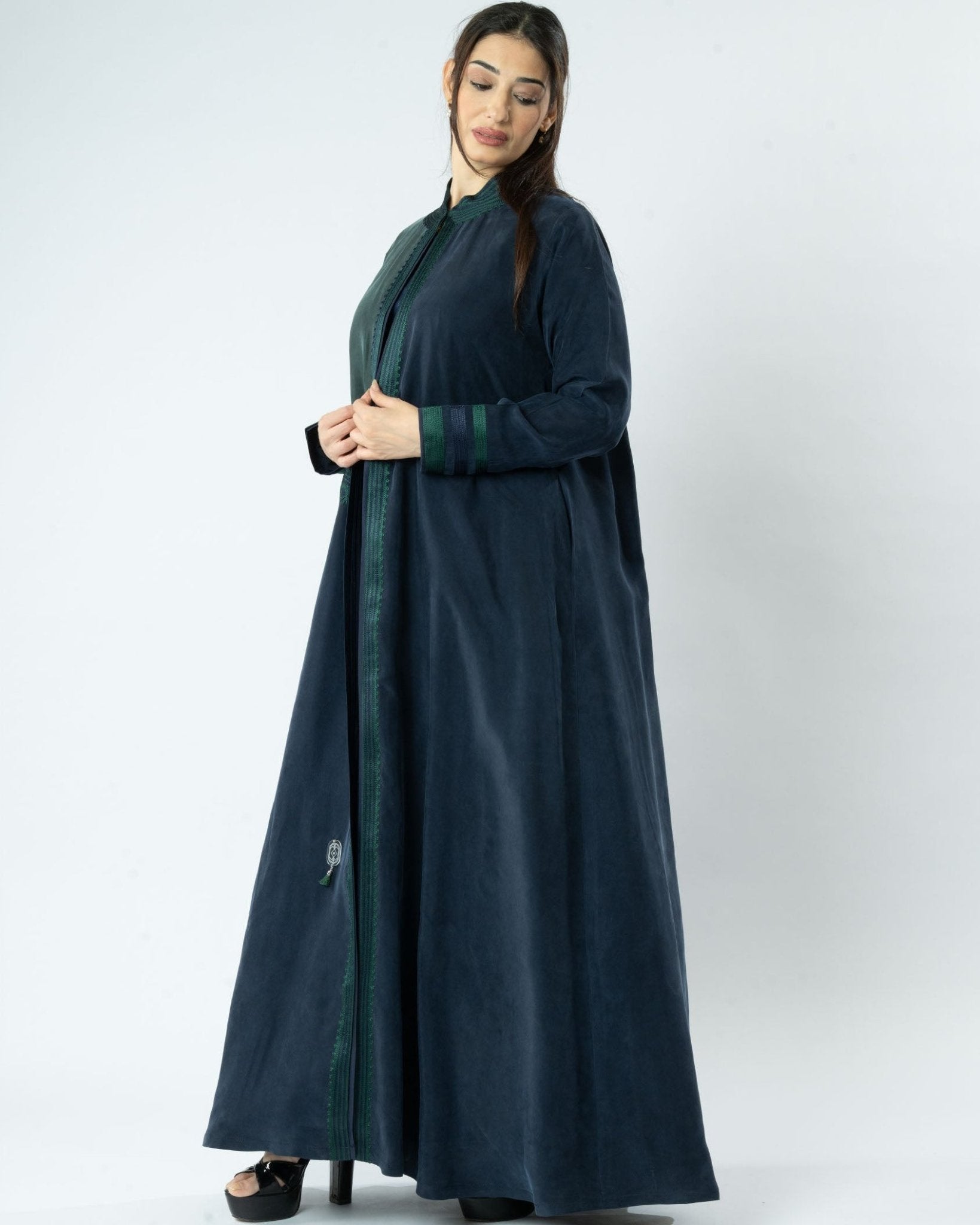 MRAAS2608 ABAYA - MRAISHA - MIRA Y MANO