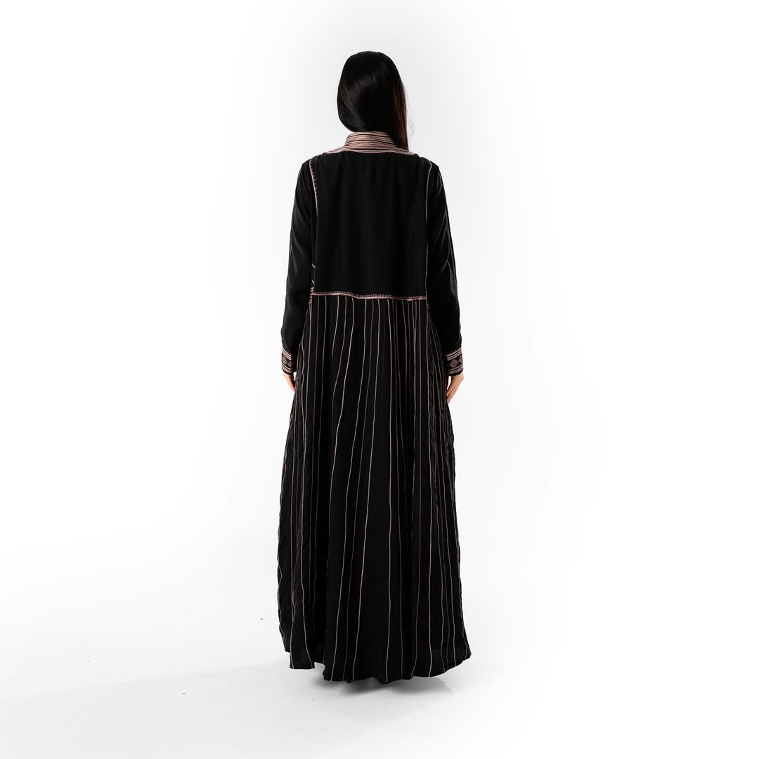 MRAAS2628 ABAYA - MRAISHA - MIRA Y MANO