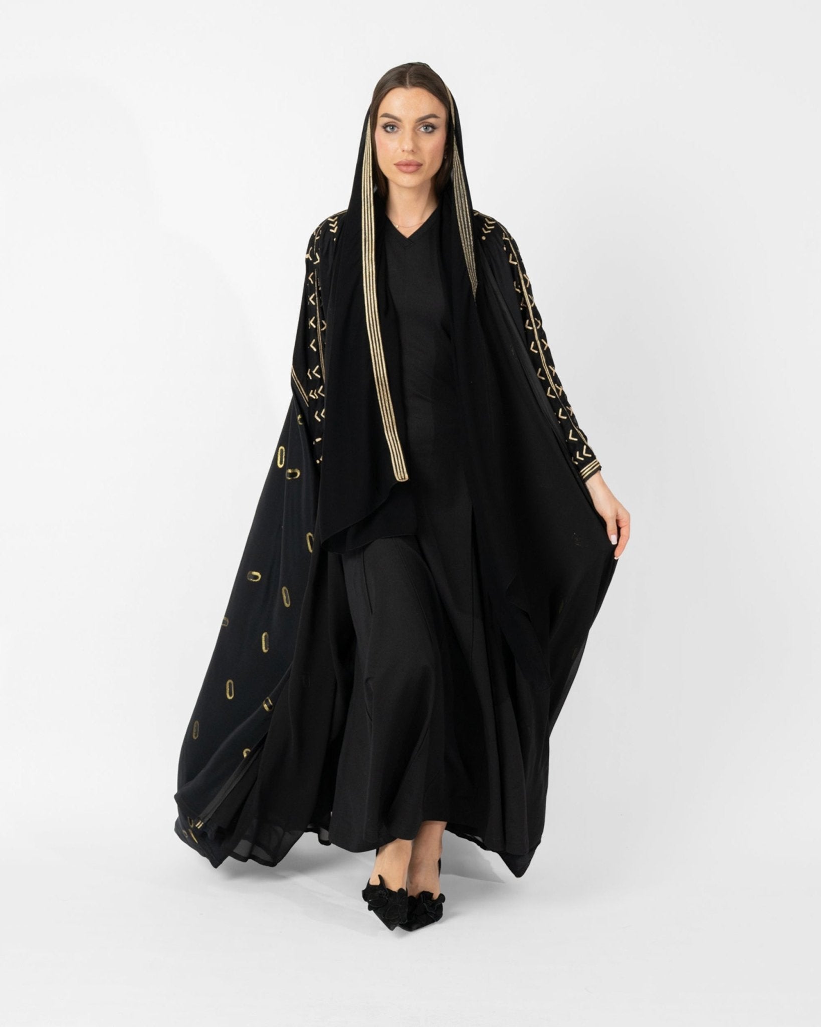 MRAAS2641 - Black Silk Abaya - MRAISHA - MIRA Y MANO