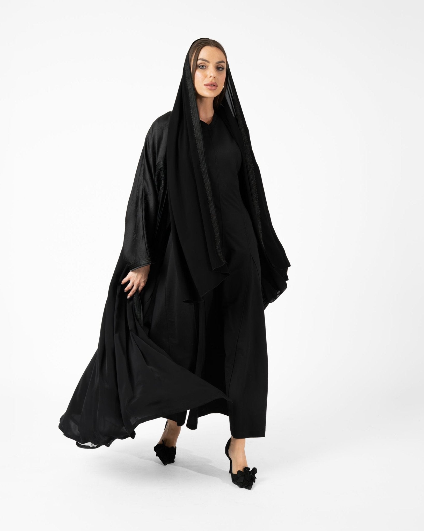 MRAAS2645 - Black Jacquard Abaya - MRAISHA - MIRA Y MANO