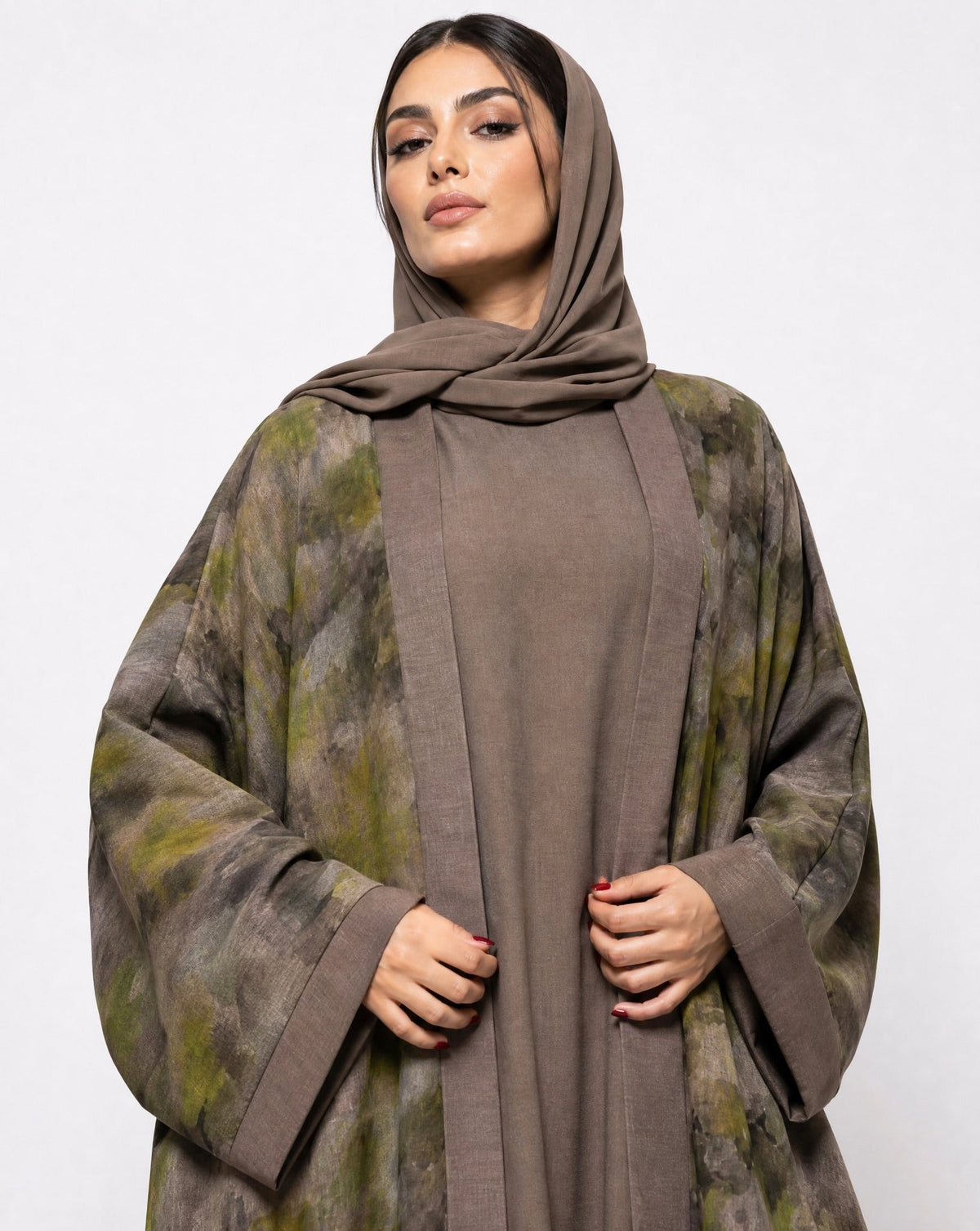 Printed Half-Bisht Abaya Set - MRAISHA - MIRA Y MANO