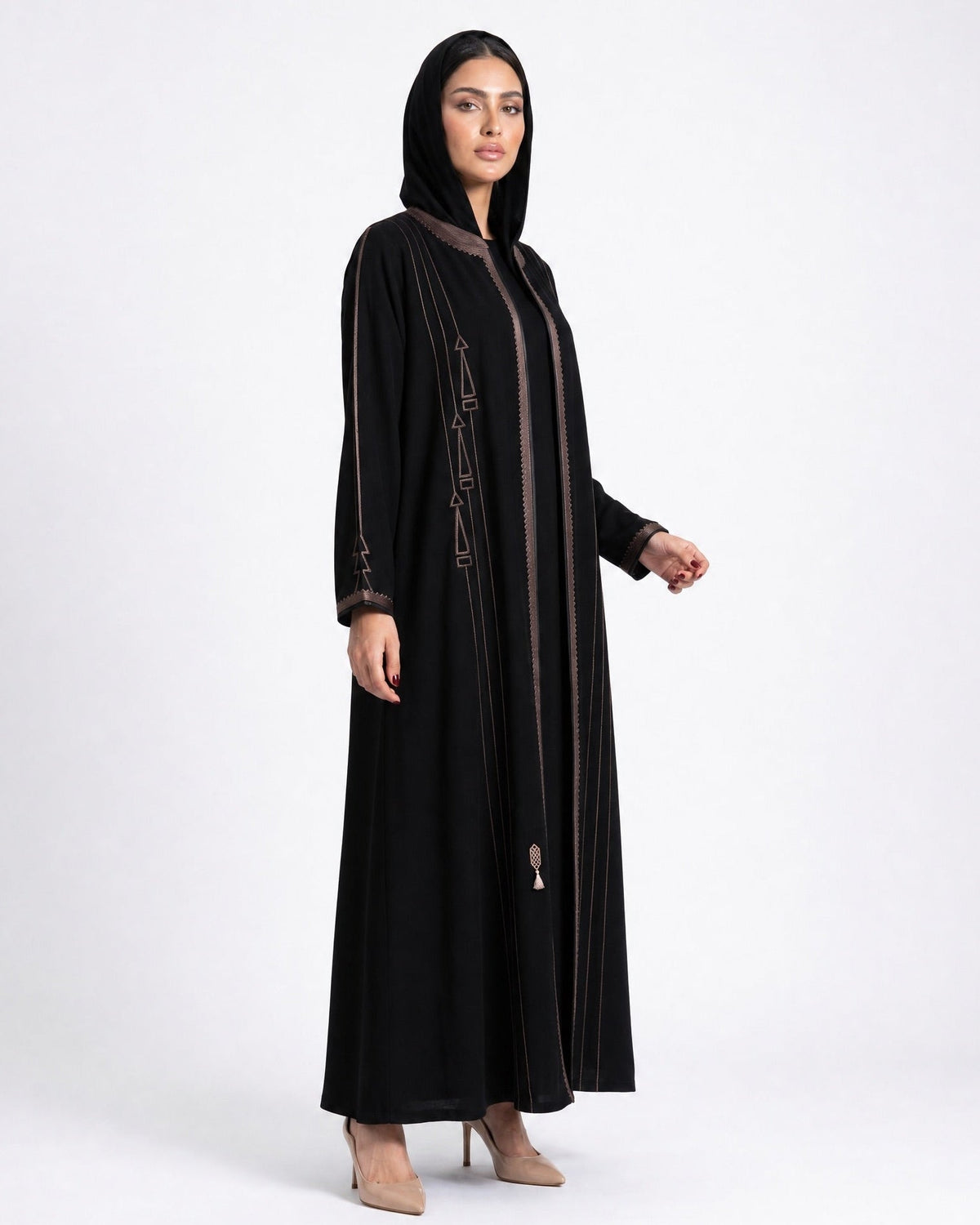 Simple A-Cut Embroidered Abaya - MRAISHA - MIRA Y MANO