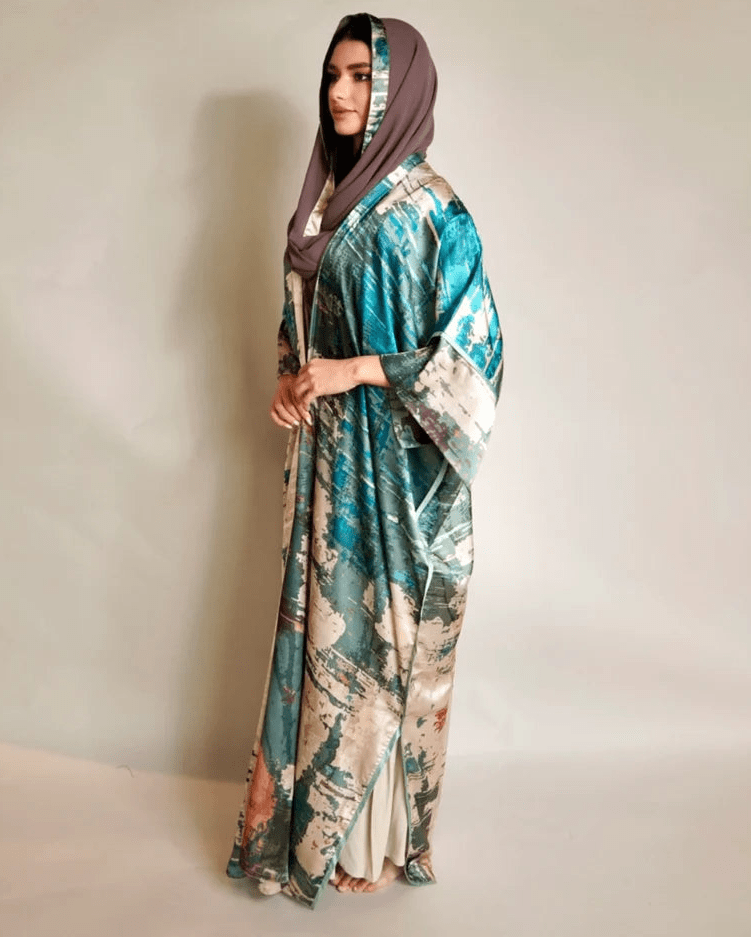 EARTH GREEN ABAYA - NAKHLAH - MIRA Y MANO