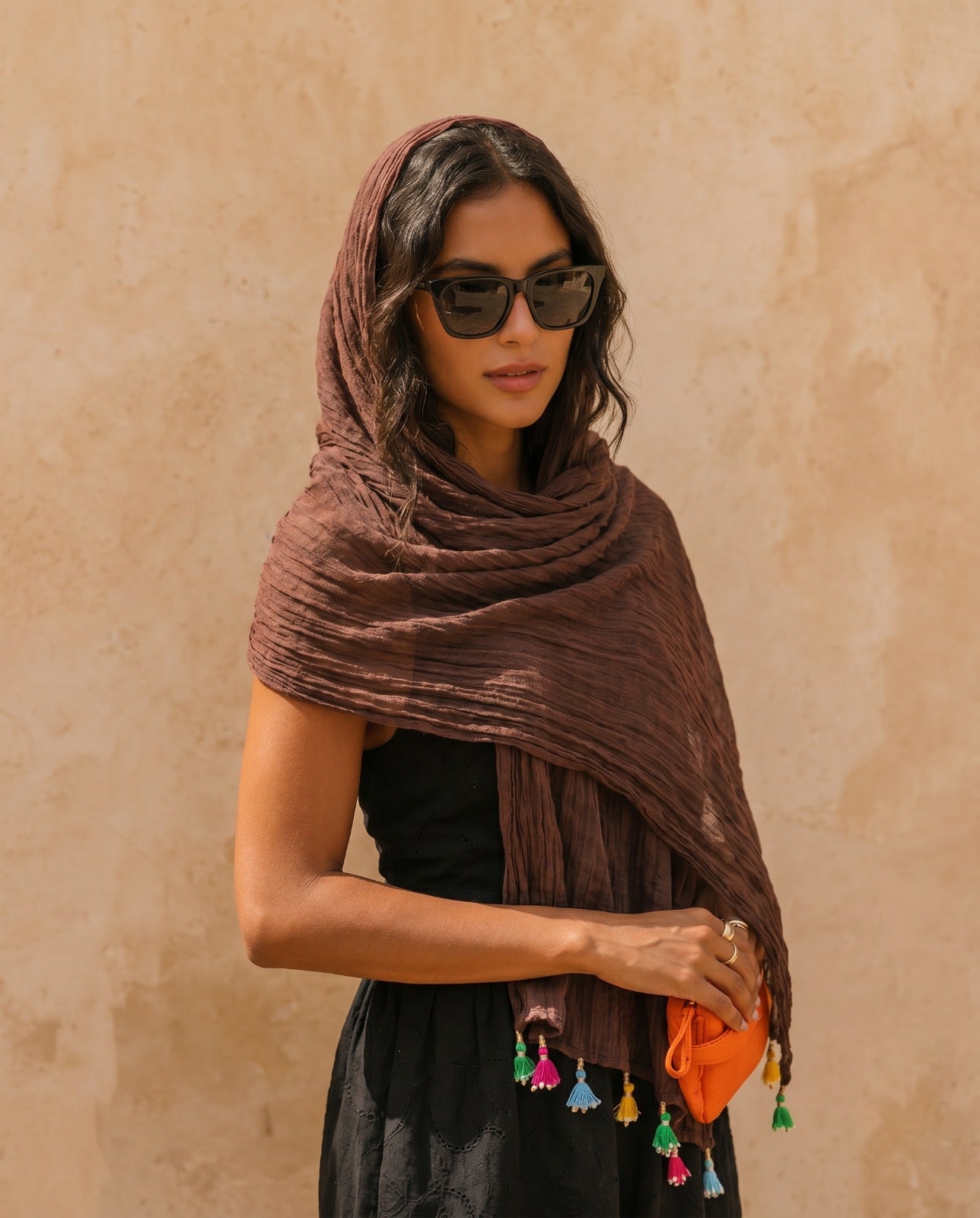 S10-DB SCARF - NEVIN ALTMANN - MIRA Y MANO