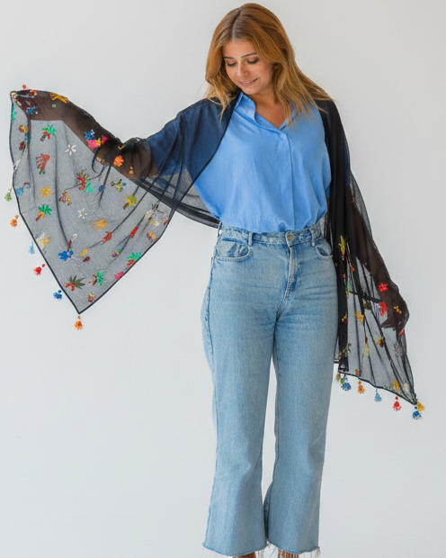 S16 - N SCARF - NEVIN ALTMANN - MIRA Y MANO