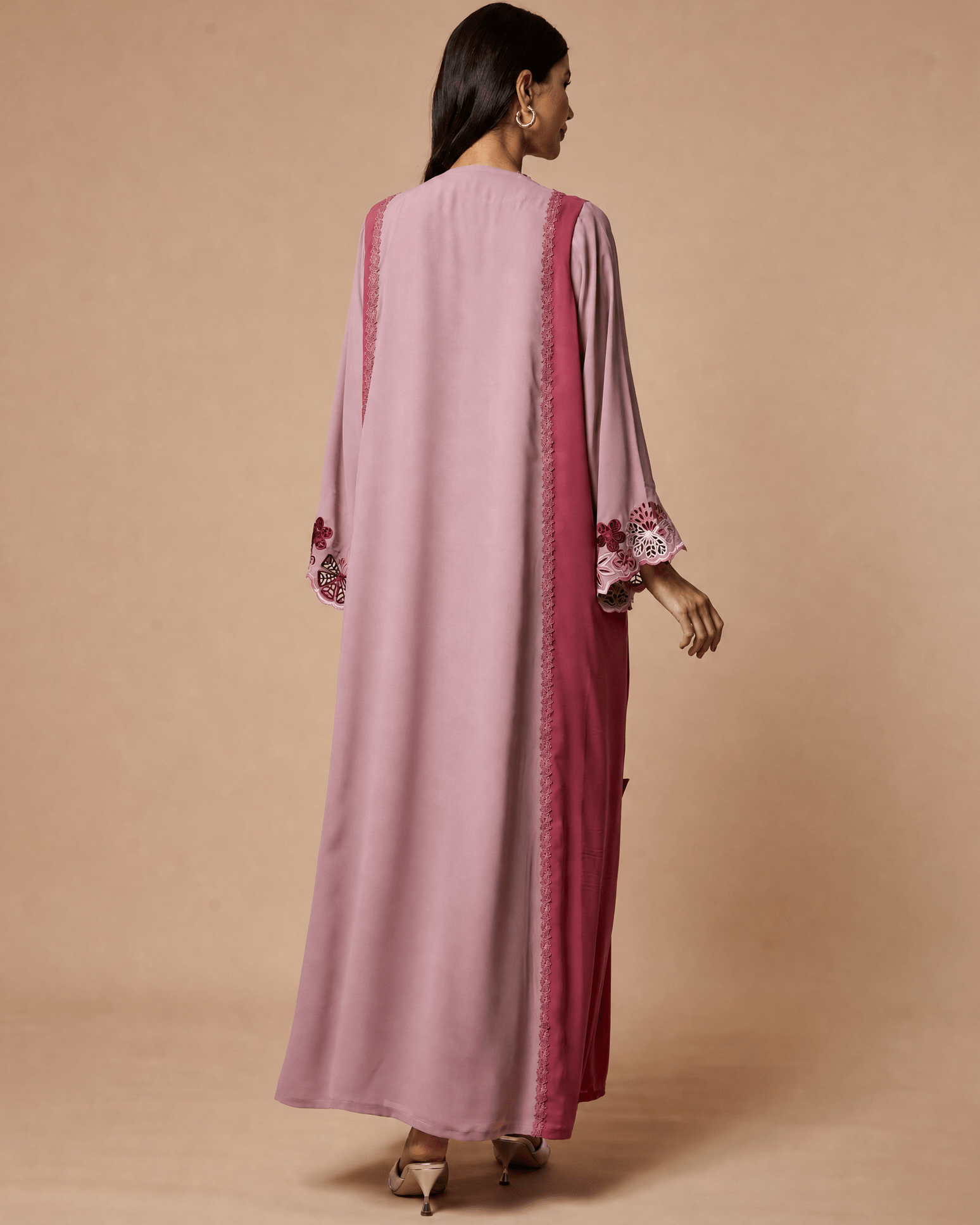 NM - 413 PINK ABAYA - NM BOUTIQUE - MIRA Y MANO