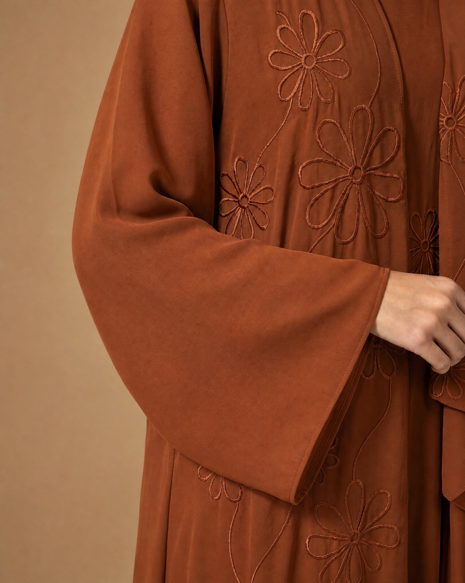 NM-519 ABAYA - NM BOUTIQUE - MIRA Y MANO