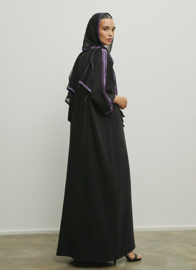 PURPLE EMB TBLK ABAYA - NORA AL SHAIKH - MIRA Y MANO