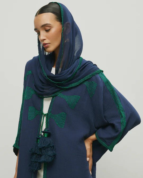 TASSEL ABAYA - NORA AL SHAIKH - MIRA Y MANO