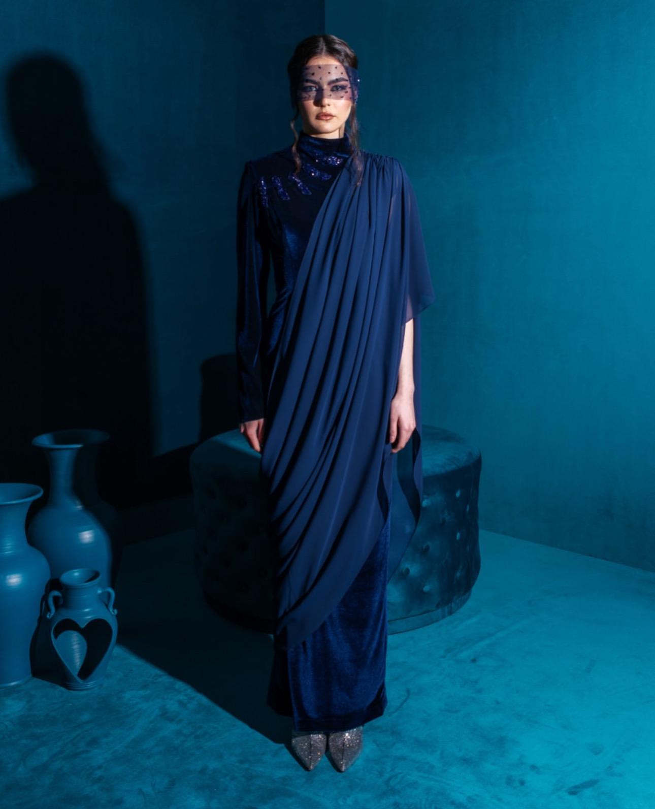 RMD25 - 5 - M BLUE DRESS - NOUR ABDUL - MIRA Y MANO