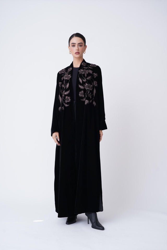 ST - W24390 - BKBR ABAYA - NOWAYER - MIRA Y MANO