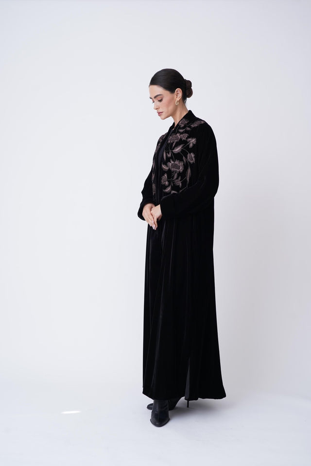 ST - W24390 - BKBR ABAYA - NOWAYER - MIRA Y MANO