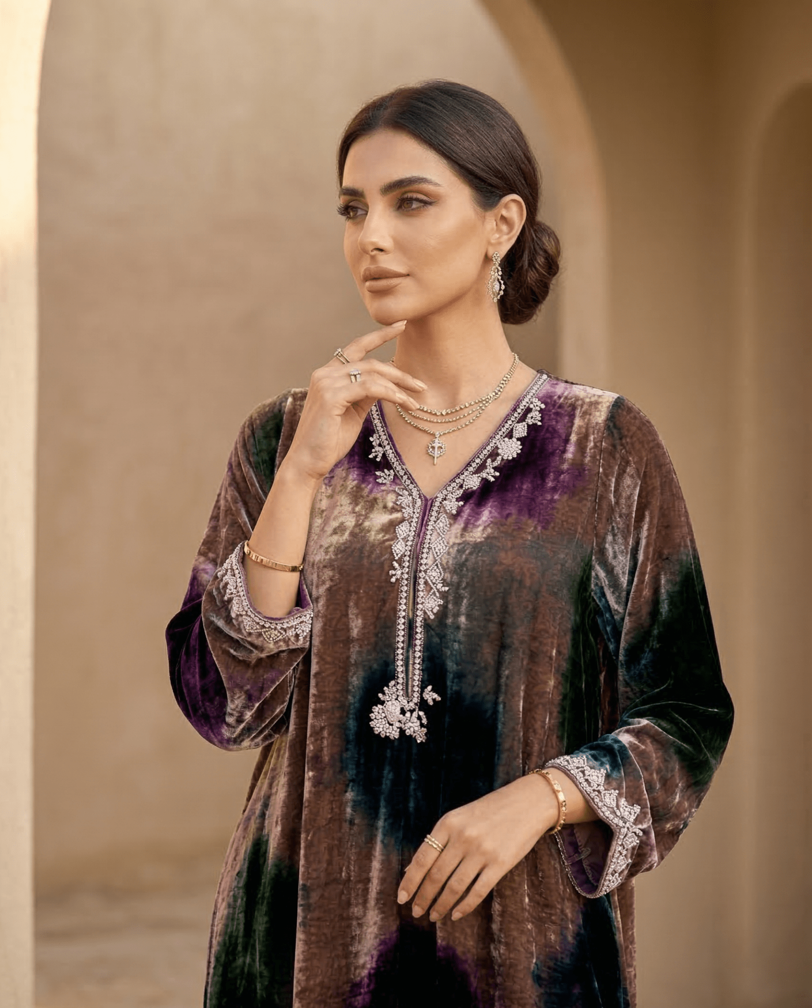 OP023 JALABIAH - OPAL - MIRA Y MANO