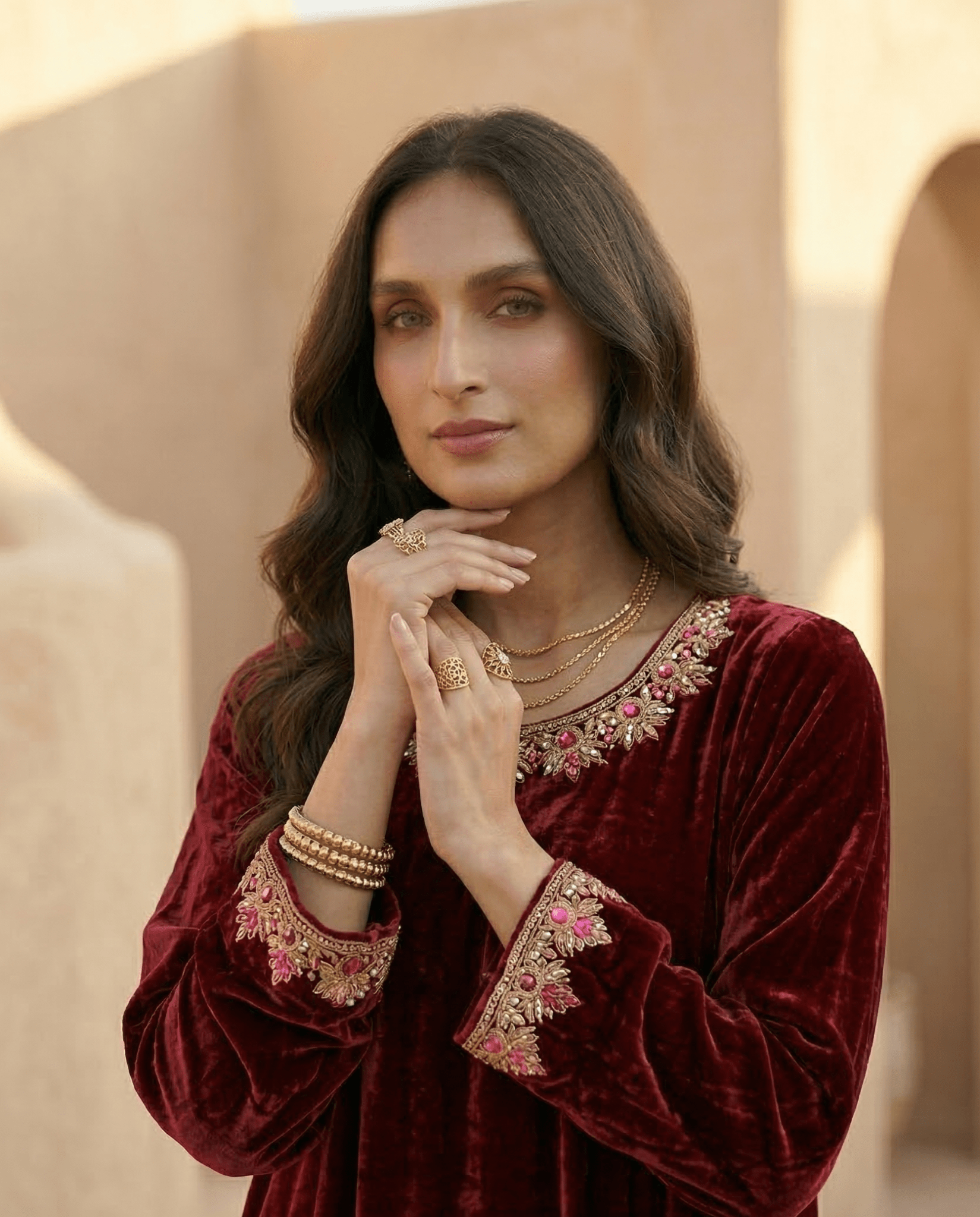 OP045 JALABIAH - OPAL - MIRA Y MANO