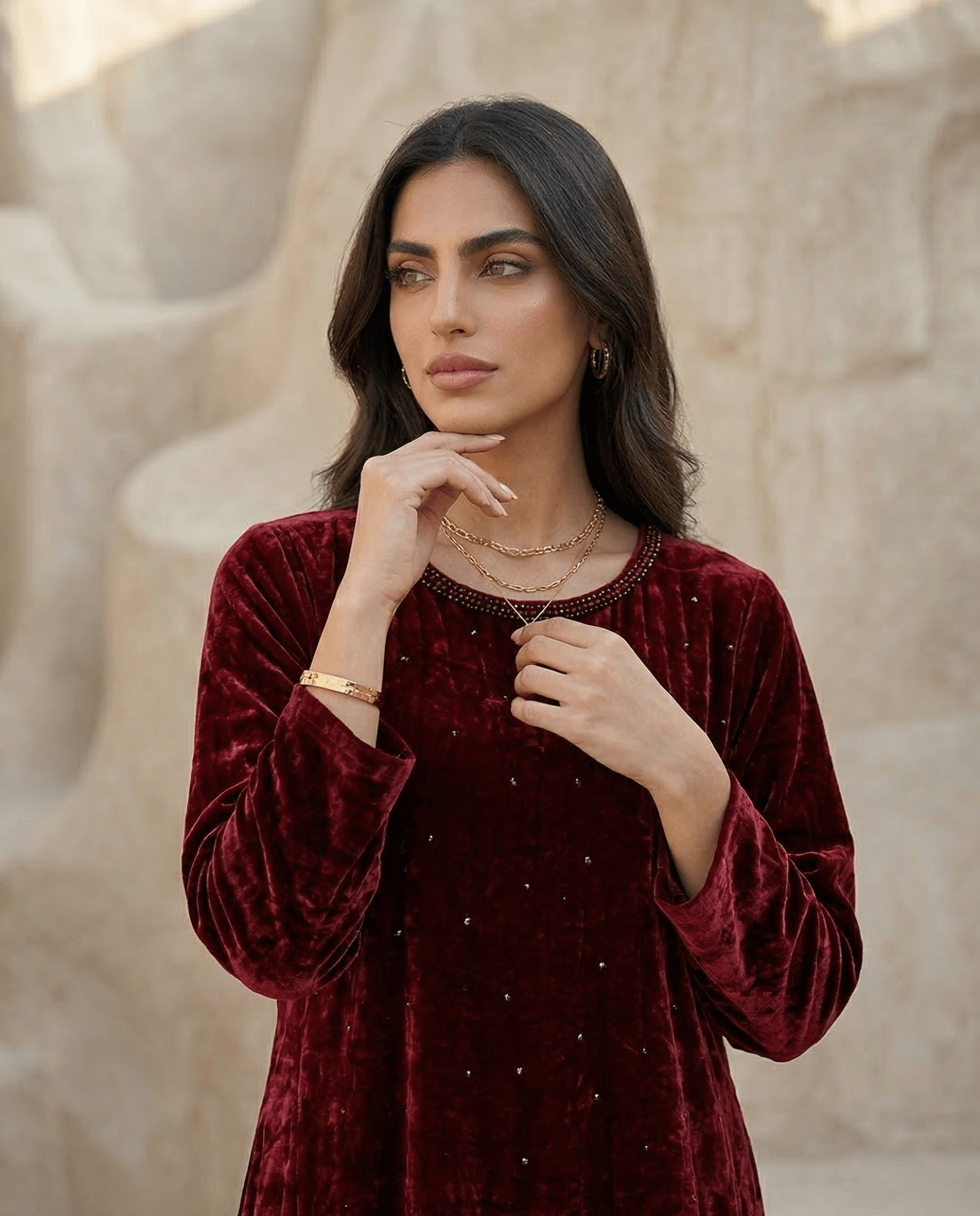 OP049 JALABIAH - OPAL - MIRA Y MANO