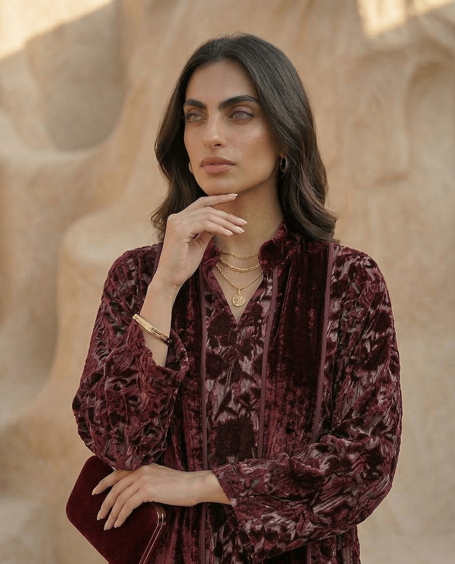 OP051 JALABIAH - OPAL - MIRA Y MANO