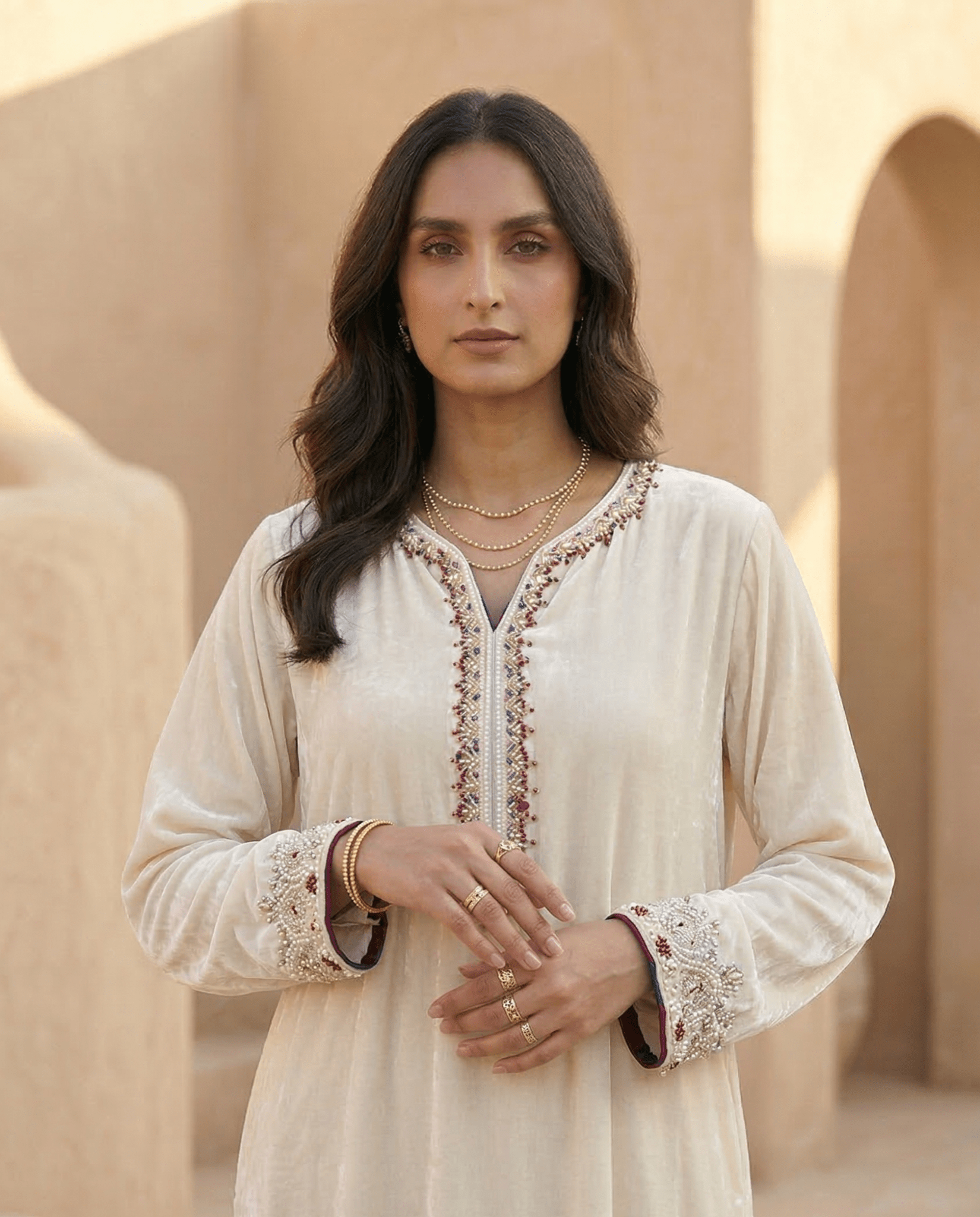 OP056 JALABIAH - OPAL - MIRA Y MANO