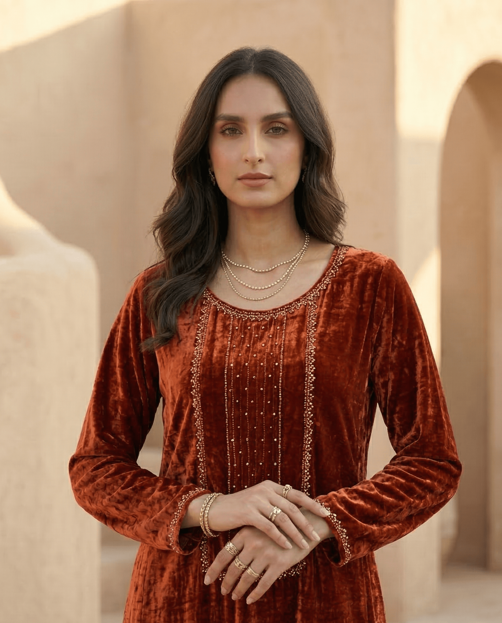 OP058 JALABIAH - OPAL - MIRA Y MANO